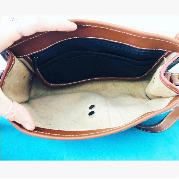 Dooney & Bourke Leather Crossbody Purse - Picture 2 of 8